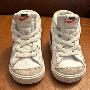 Nike Kids White and Gray Sneakers